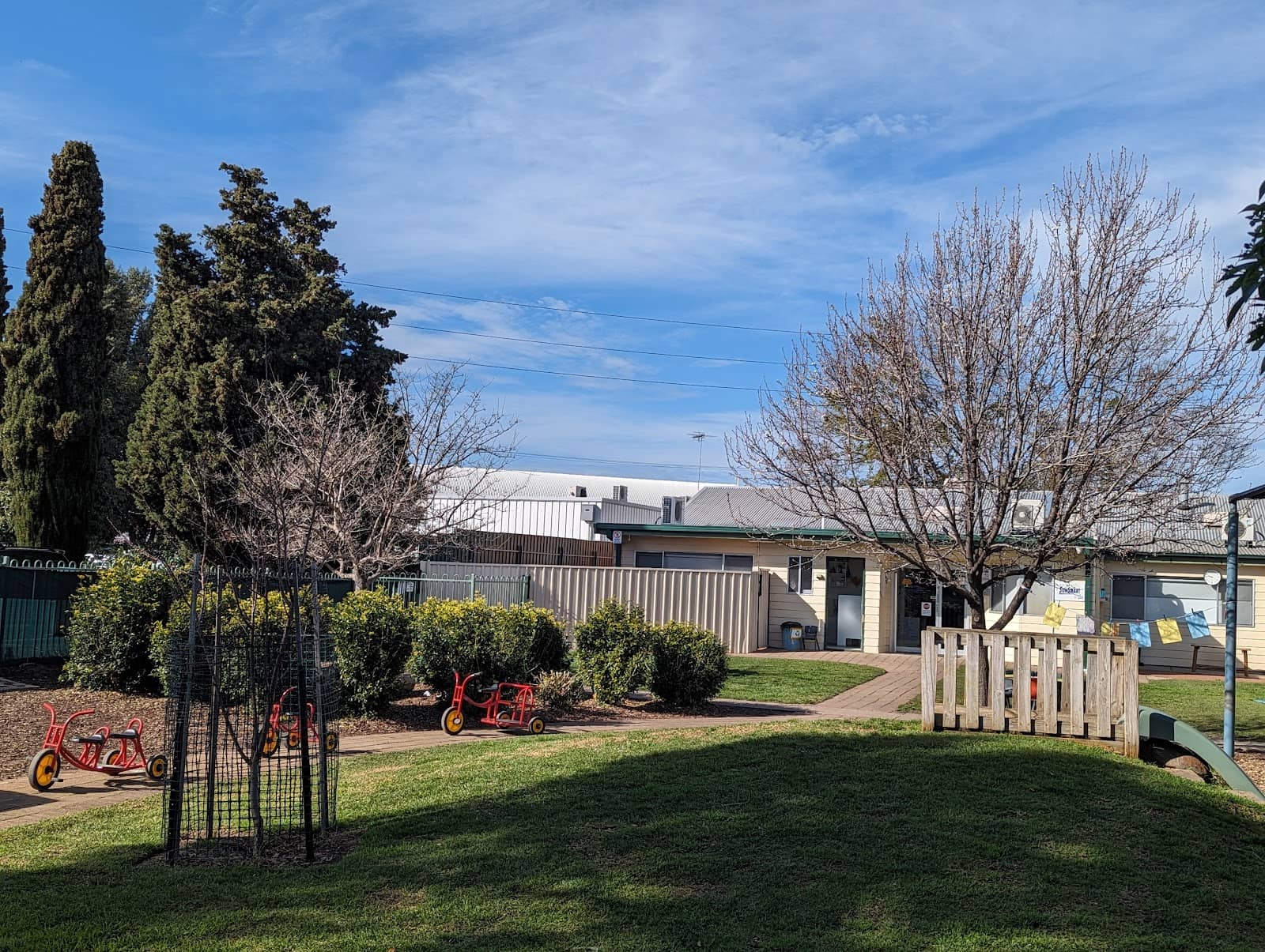 Photo 3
