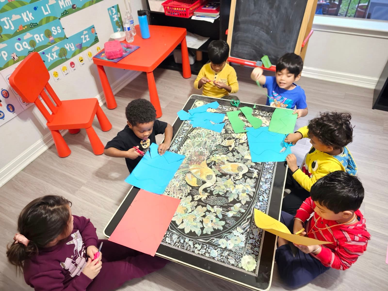 Mom's Nest Childcare