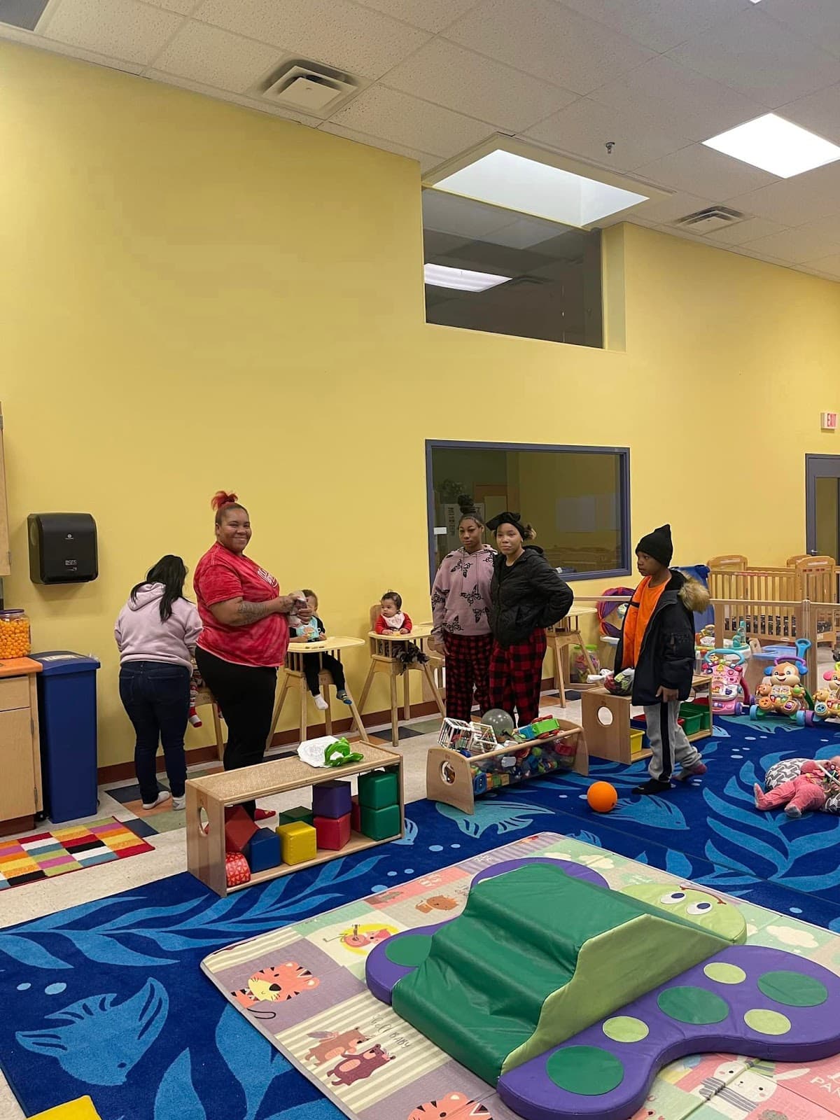 Clever Bee Academy - Child Care Services on Cleveland Ave.