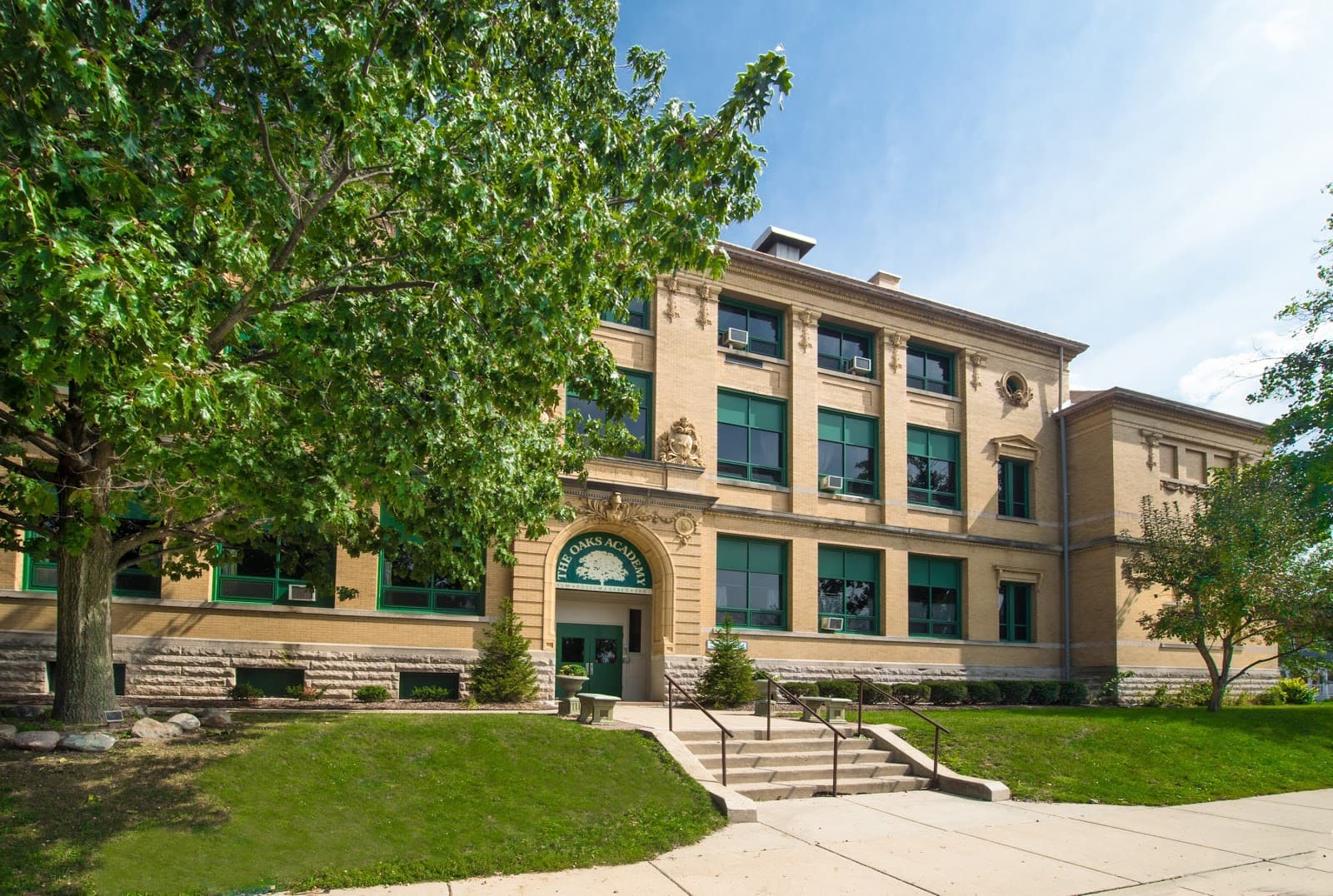 The Oaks Academy - Fall Creek