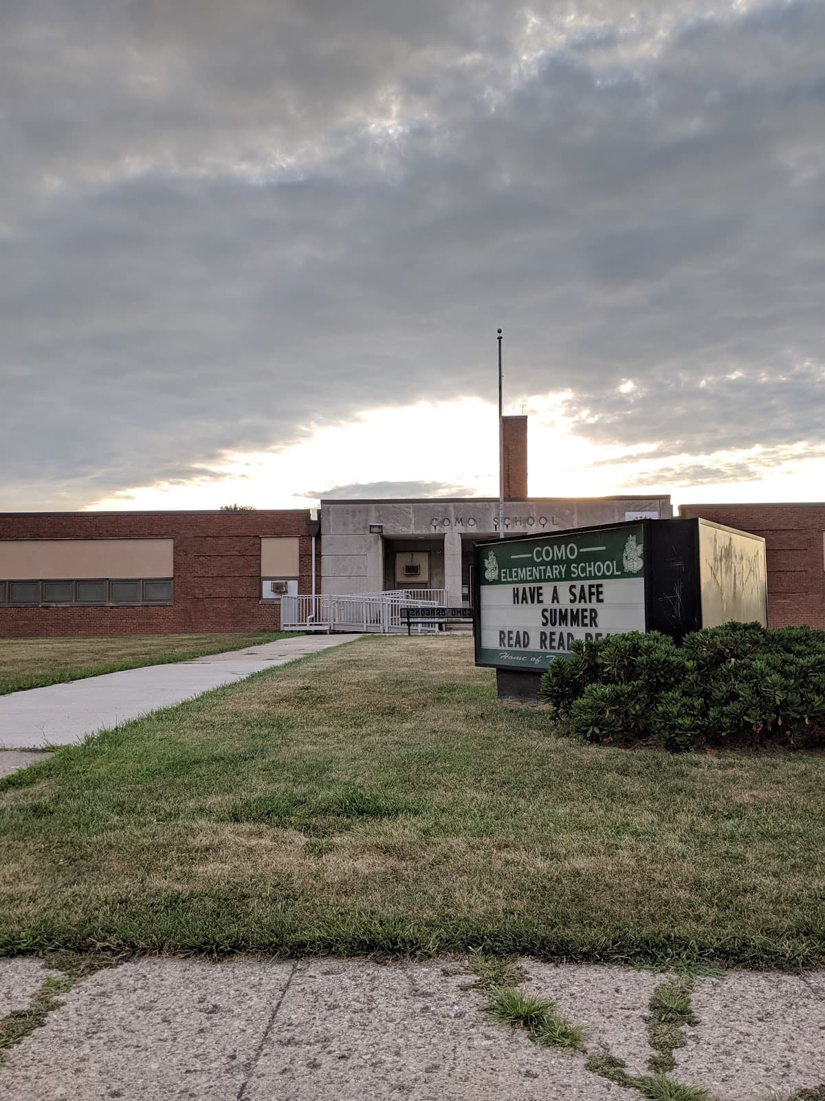 Como Elementary School