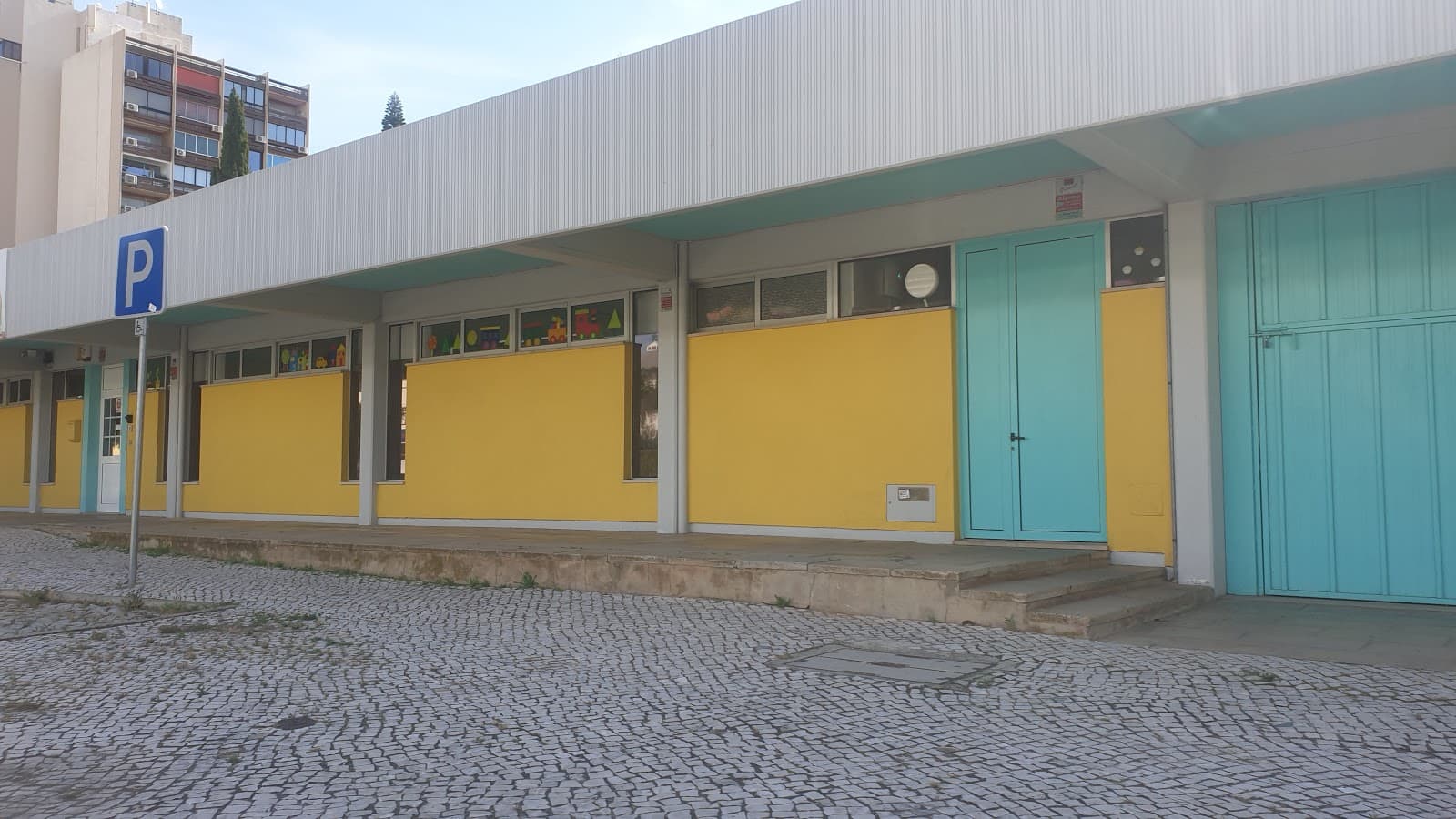 Jardim Infantil E Creche Babymoura
